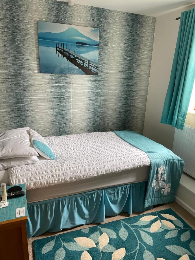 Brewery Farm House Bed & Breakfast Суиндън Екстериор снимка